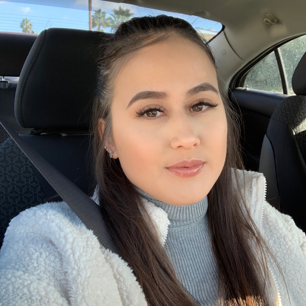 Meet your Posher, Stephanie